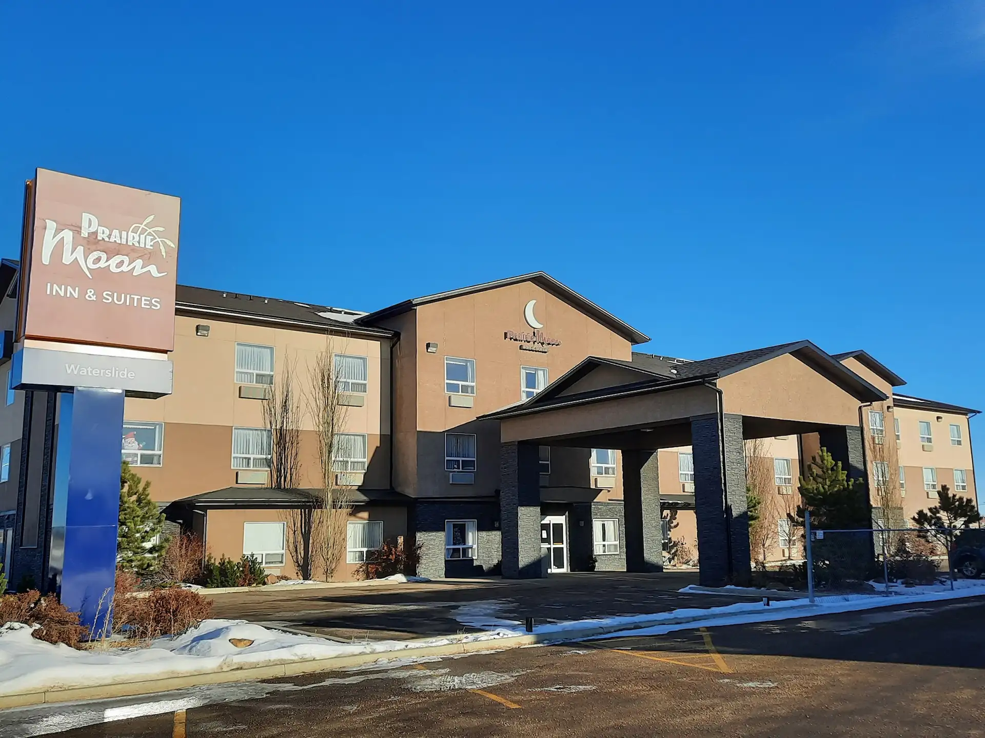 Comfort Inn & Suites Sylvan Lake — photo courtesy Comfort Inn & Suites Sylvan Lake via Visit Sylvan Lake